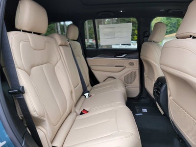 2027 Jeep Grand Cherokee GRAND CHEROKEE LIMITED 4X4