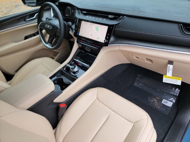 2027 Jeep Grand Cherokee GRAND CHEROKEE LIMITED 4X4