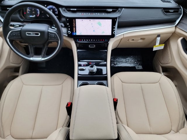 2027 Jeep Grand Cherokee GRAND CHEROKEE LIMITED 4X4