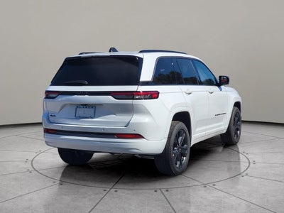 2027 Jeep Grand Cherokee GRAND CHEROKEE LIMITED RESERVE 4X4