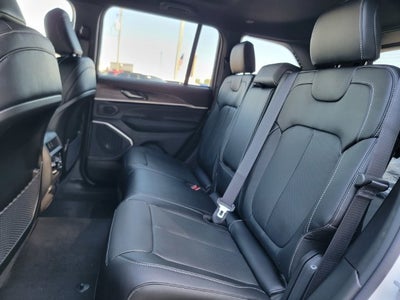 2027 Jeep Grand Cherokee GRAND CHEROKEE LIMITED RESERVE 4X4