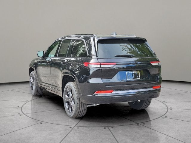 2027 Jeep Grand Cherokee GRAND CHEROKEE LIMITED RESERVE 4X4