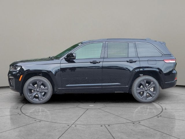 2027 Jeep Grand Cherokee GRAND CHEROKEE LIMITED RESERVE 4X4