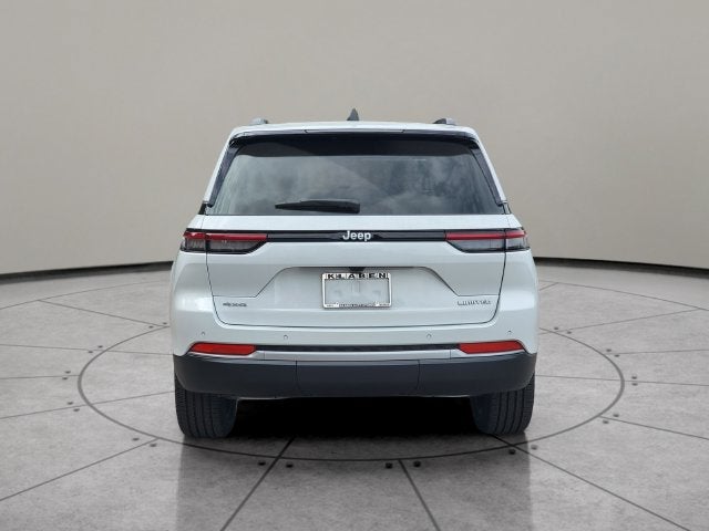 2027 Jeep Grand Cherokee GRAND CHEROKEE LIMITED 4X4