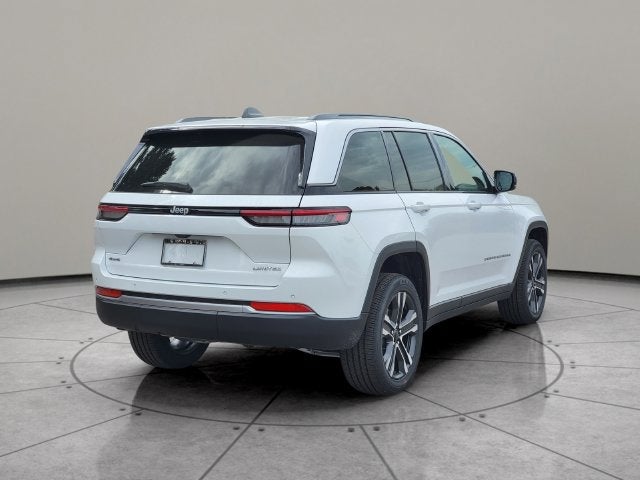 2027 Jeep Grand Cherokee GRAND CHEROKEE LIMITED 4X4