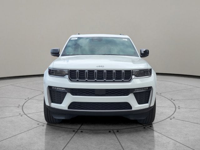 2027 Jeep Grand Cherokee GRAND CHEROKEE LIMITED 4X4