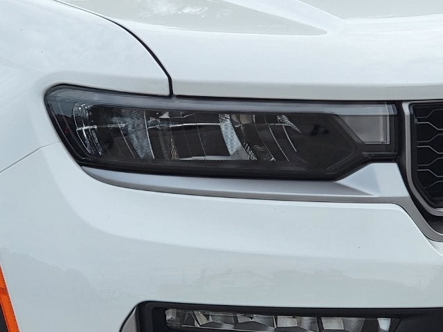 2027 Jeep Grand Cherokee GRAND CHEROKEE LIMITED 4X4