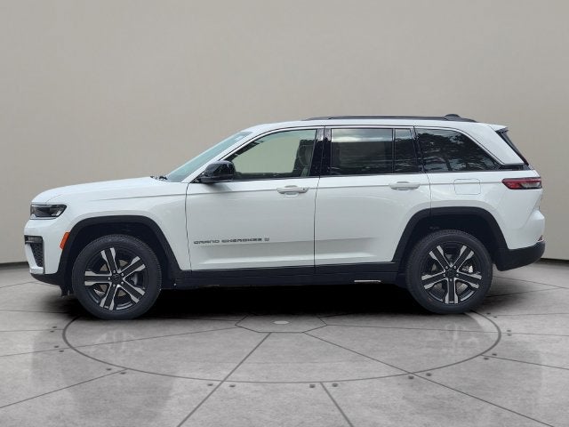 2027 Jeep Grand Cherokee GRAND CHEROKEE LIMITED 4X4