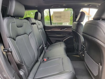 2026 Jeep Grand Cherokee GRAND CHEROKEE LIMITED RESERVE 4X4