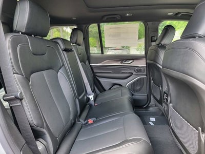 2026 Jeep Grand Cherokee GRAND CHEROKEE LIMITED RESERVE 4X4
