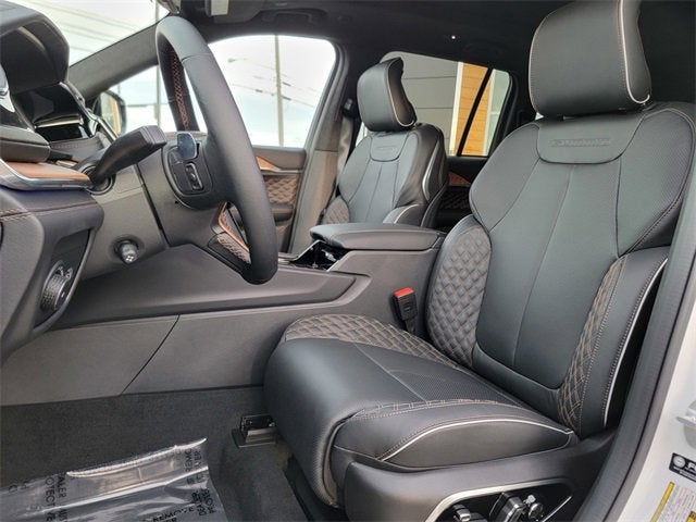 2025 Jeep Grand Cherokee GRAND CHEROKEE SUMMIT RESERVE 4X4