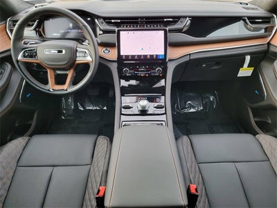 2025 Jeep Grand Cherokee GRAND CHEROKEE SUMMIT RESERVE 4X4