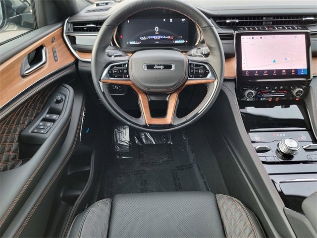 2025 Jeep Grand Cherokee GRAND CHEROKEE SUMMIT RESERVE 4X4