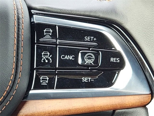 2025 Jeep Grand Cherokee GRAND CHEROKEE SUMMIT RESERVE 4X4