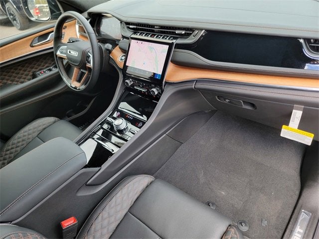 2025 Jeep Grand Cherokee GRAND CHEROKEE SUMMIT RESERVE 4X4