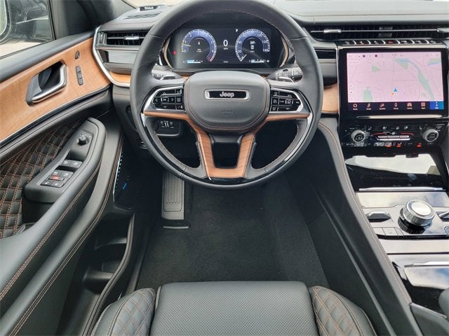 2025 Jeep Grand Cherokee GRAND CHEROKEE SUMMIT RESERVE 4X4