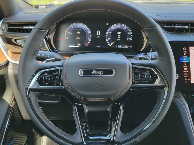 2026 Jeep Grand Cherokee GRAND CHEROKEE SUMMIT 4X4