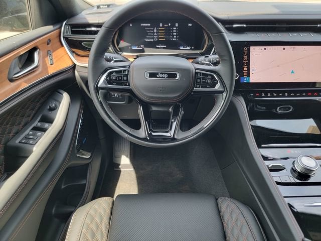 2026 Jeep Grand Cherokee GRAND CHEROKEE SUMMIT 4X4