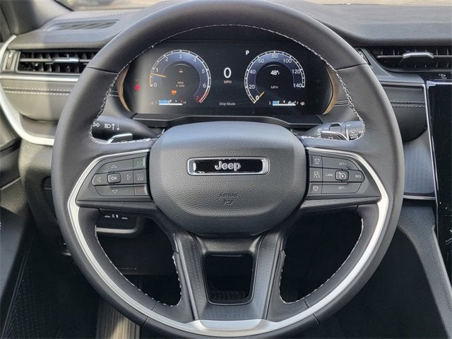 2025 Jeep Grand Cherokee GRAND CHEROKEE L LAREDO X 4X4