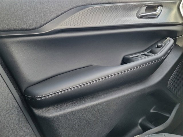 2025 Jeep Grand Cherokee GRAND CHEROKEE L LAREDO X 4X4