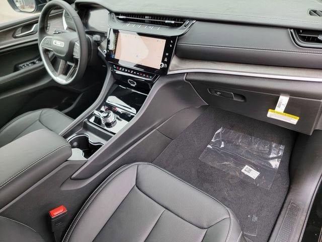 2026 Jeep Grand Cherokee GRAND CHEROKEE L LIMITED RESERVE 4X4