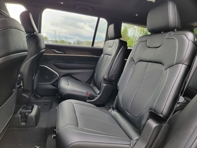 2026 Jeep Grand Cherokee GRAND CHEROKEE L LIMITED RESERVE 4X4
