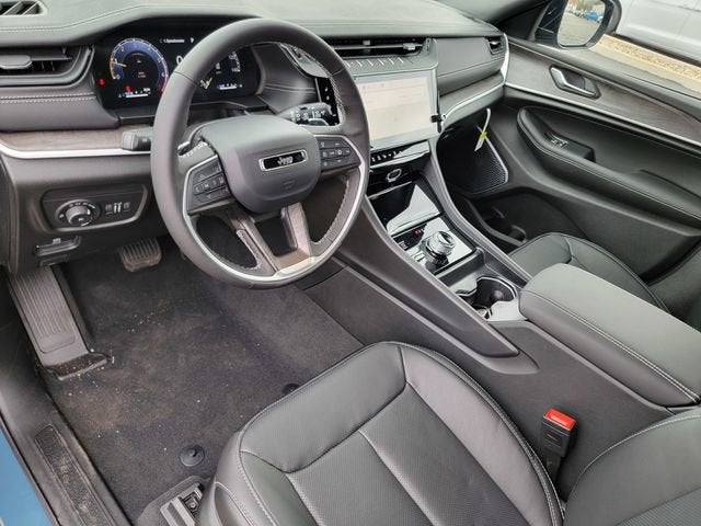 2026 Jeep Grand Cherokee GRAND CHEROKEE L LIMITED RESERVE 4X4