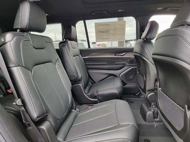 2026 Jeep Grand Cherokee GRAND CHEROKEE L LIMITED RESERVE 4X4