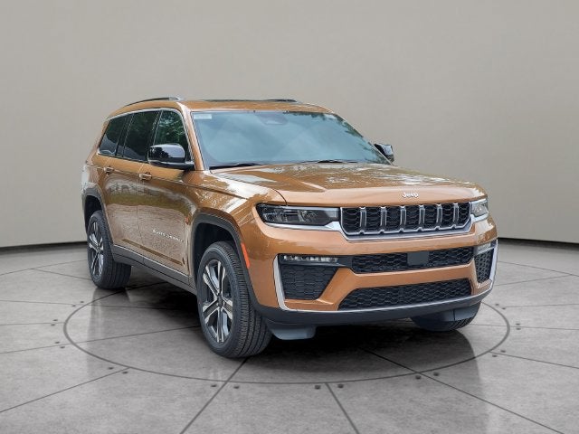 2027 Jeep Grand Cherokee GRAND CHEROKEE L LIMITED 4X4