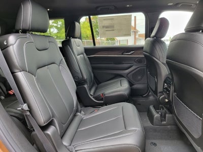 2027 Jeep Grand Cherokee GRAND CHEROKEE L LIMITED 4X4