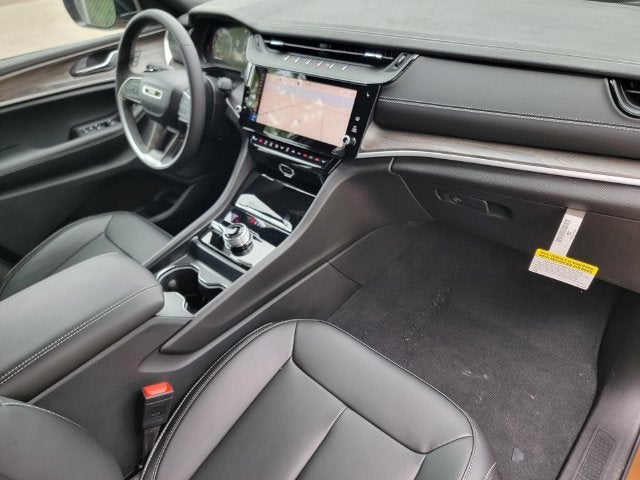 2027 Jeep Grand Cherokee GRAND CHEROKEE L LIMITED 4X4