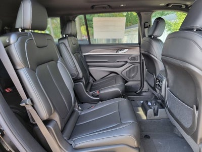 2027 Jeep Grand Cherokee GRAND CHEROKEE L LIMITED 4X4