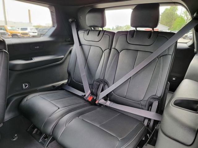 2026 Jeep Grand Cherokee GRAND CHEROKEE L LIMITED RESERVE 4X4