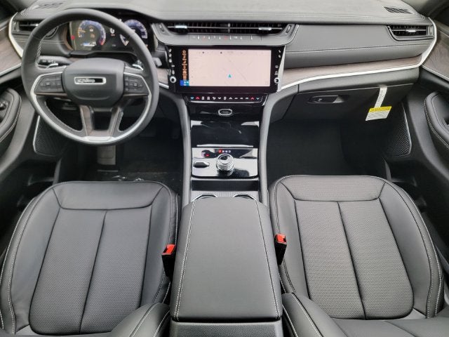 2027 Jeep Grand Cherokee GRAND CHEROKEE L LIMITED RESERVE 4X4
