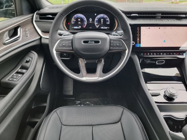 2027 Jeep Grand Cherokee GRAND CHEROKEE L LIMITED RESERVE 4X4