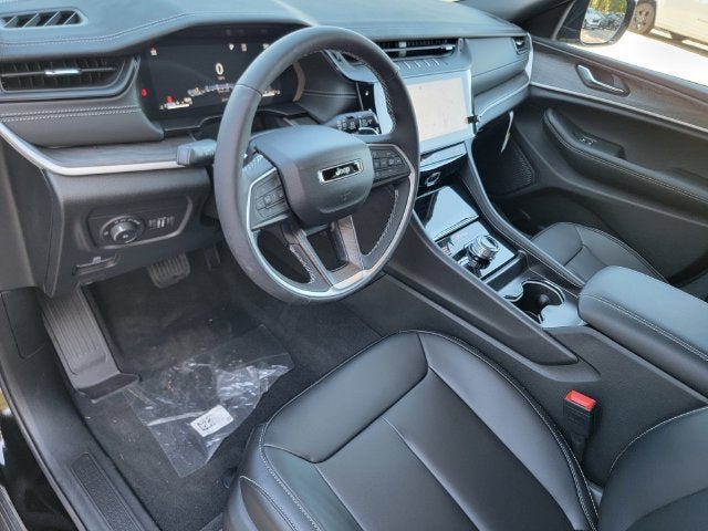2027 Jeep Grand Cherokee GRAND CHEROKEE L LIMITED 4X4