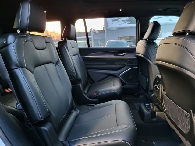 2026 Jeep Grand Cherokee GRAND CHEROKEE L LIMITED RESERVE 4X4