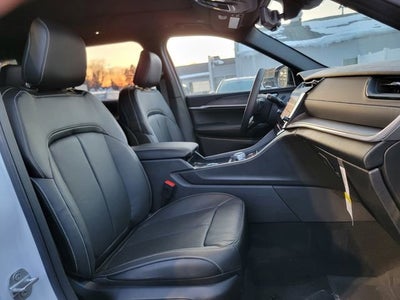 2026 Jeep Grand Cherokee GRAND CHEROKEE L LIMITED RESERVE 4X4