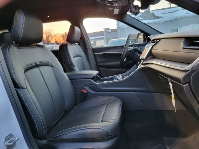 2026 Jeep Grand Cherokee GRAND CHEROKEE L LIMITED RESERVE 4X4