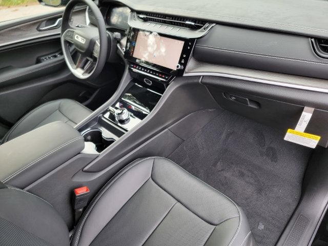 2027 Jeep Grand Cherokee GRAND CHEROKEE L LIMITED RESERVE 4X4