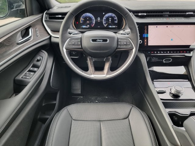2027 Jeep Grand Cherokee GRAND CHEROKEE L LIMITED RESERVE 4X4