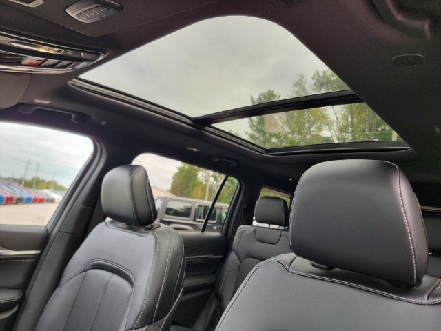 2027 Jeep Grand Cherokee GRAND CHEROKEE L LIMITED RESERVE 4X4