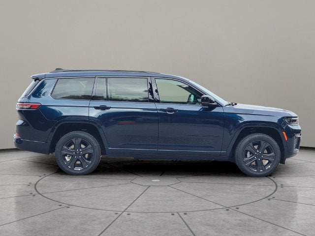 2027 Jeep Grand Cherokee GRAND CHEROKEE L LIMITED RESERVE 4X4
