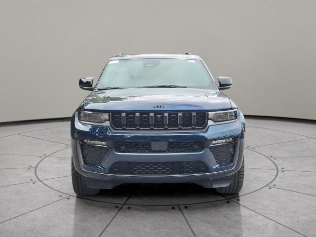 2027 Jeep Grand Cherokee GRAND CHEROKEE L LIMITED RESERVE 4X4