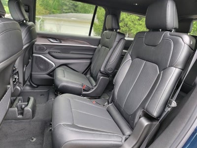 2027 Jeep Grand Cherokee GRAND CHEROKEE L LIMITED RESERVE 4X4