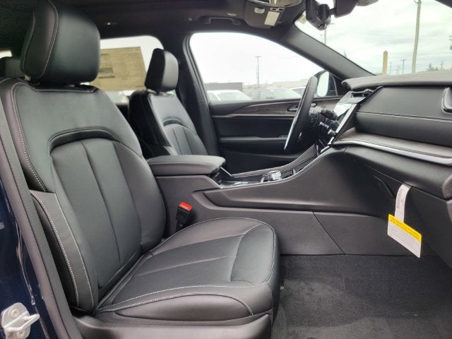 2027 Jeep Grand Cherokee GRAND CHEROKEE L LIMITED RESERVE 4X4