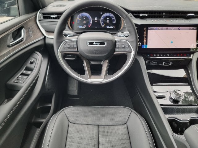 2027 Jeep Grand Cherokee GRAND CHEROKEE L LIMITED RESERVE 4X4