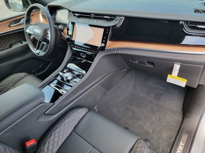 2026 Jeep Grand Cherokee GRAND CHEROKEE L SUMMIT 4X4