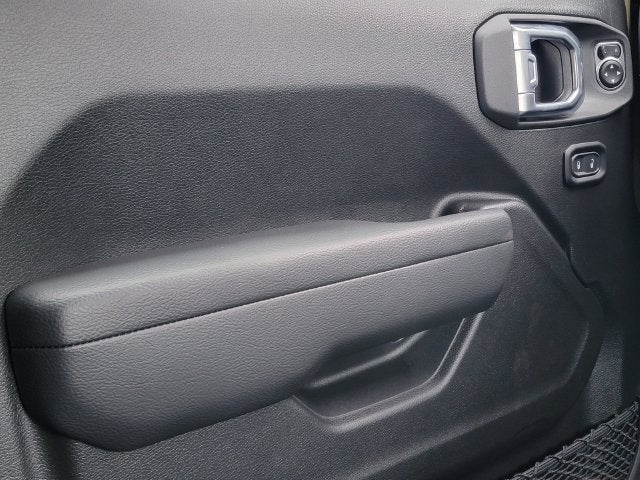 2027 Jeep Wrangler WRANGLER 4-DOOR RUBICON