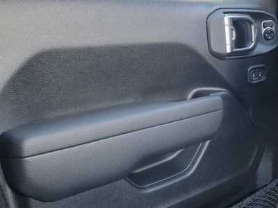 2027 Jeep Wrangler WRANGLER 4-DOOR RUBICON